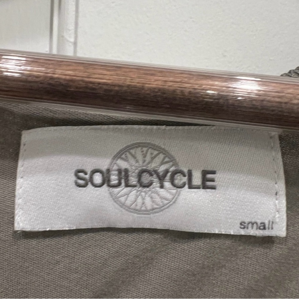 SoulCycle Women's Gray Cotton Soul Tank Top With Red Wheel Size M - Picture 3 of 5